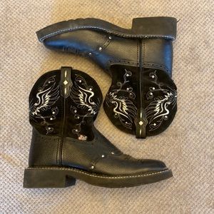 Black ladies boots